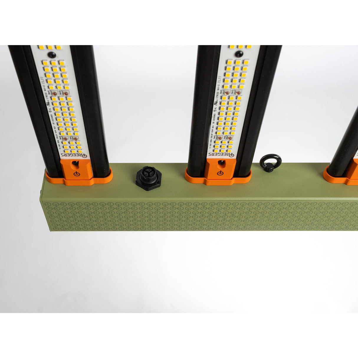 Treegers - LED Grow Light 6 Bar GL420W | 420W | 2.8 μmol/J | Dimmable | IP66 | Full Spectrum | Daisy Chain Yes | For Full Grow Cycle